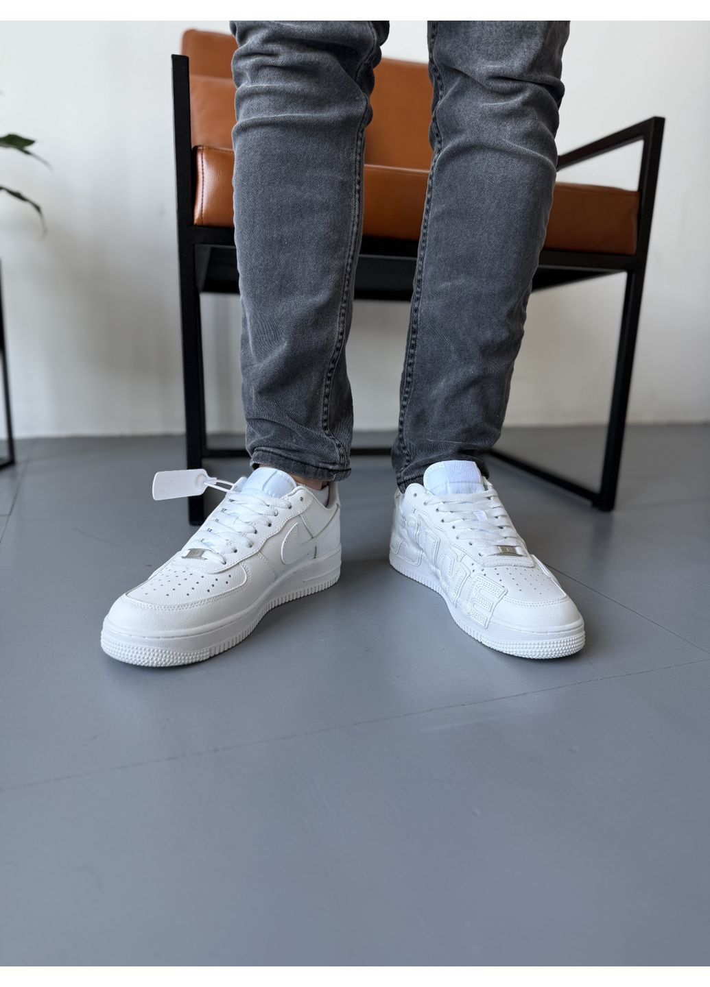 Белые демисезонные кроссовки мужские nike air force 1 low cactus plant flea white найк аир форс 1 премиум No Brand