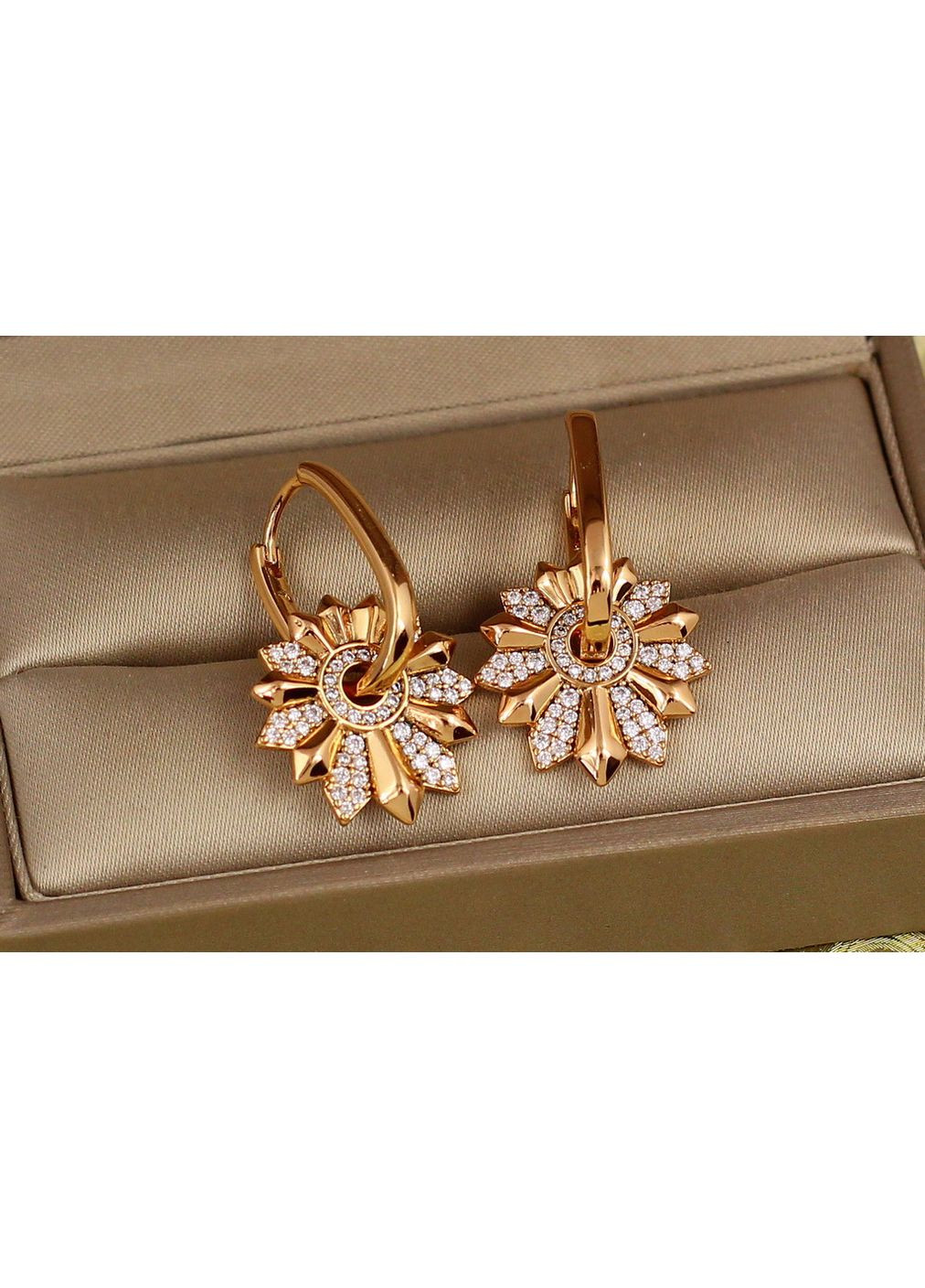 Сережки Жоржина зі зйомними квітками 3 см золотисті love-shopping Xuping Jewelry (354659262)