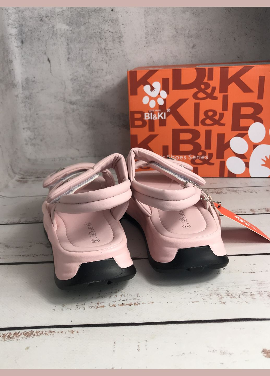 Розовые повседневные, коктейльные, вечерние сандалии босоножки детские для девочки bi&ki розовый (565) Biki на липучке