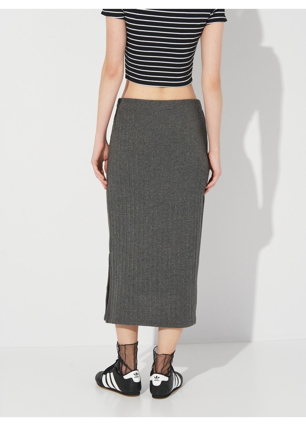Серая однотонная юбка C&A