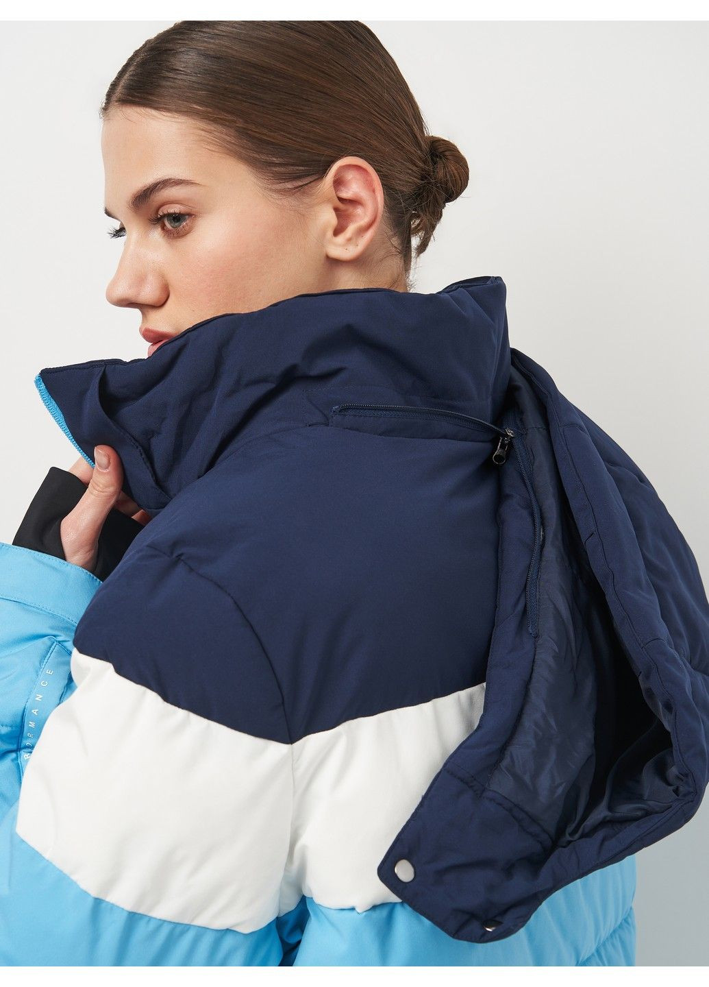 Голубая зимняя куртка горнолыжная C&A