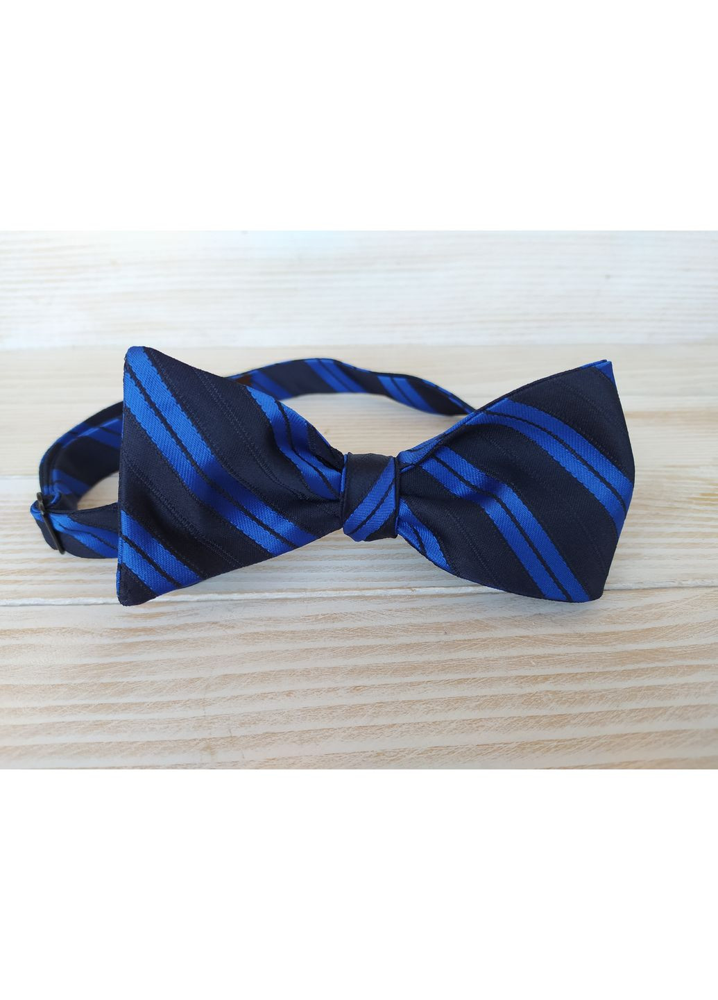 Чорний метелик самовяз в смужку Major Style (366036869)