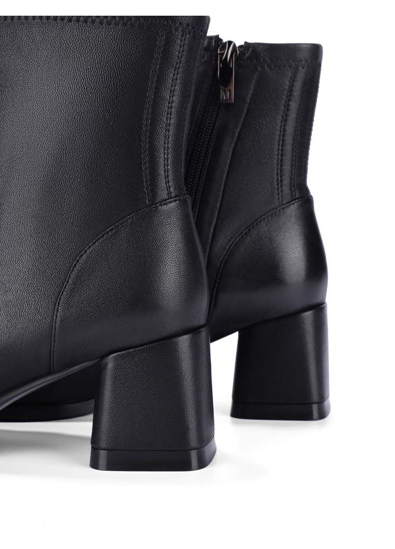 Осенние женские ботинки a25913l-601-1 черная кожа MIRATON