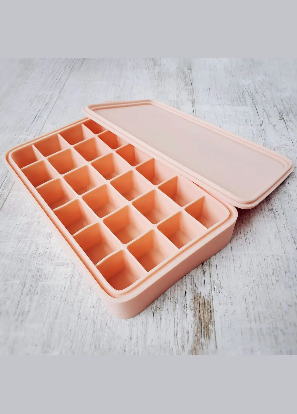 Форма для льда с крышкой 3.2 х 2.7 см Olin & Olin 24 кубиков бежевая Luxyart (318416231)