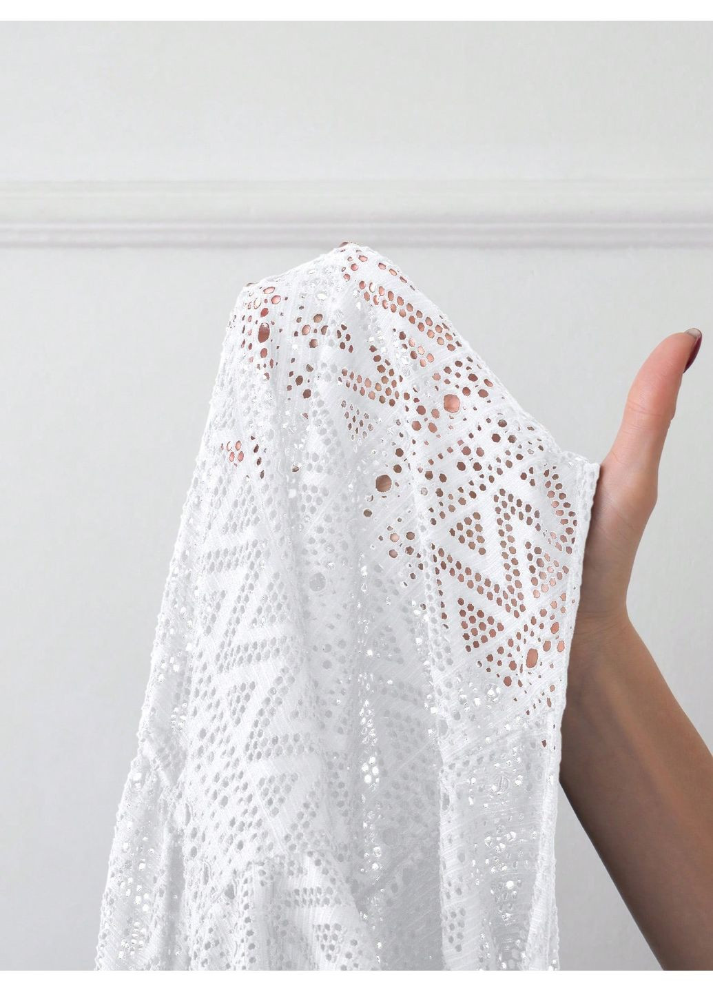 Белое пляжное платье SHEIN однотонное