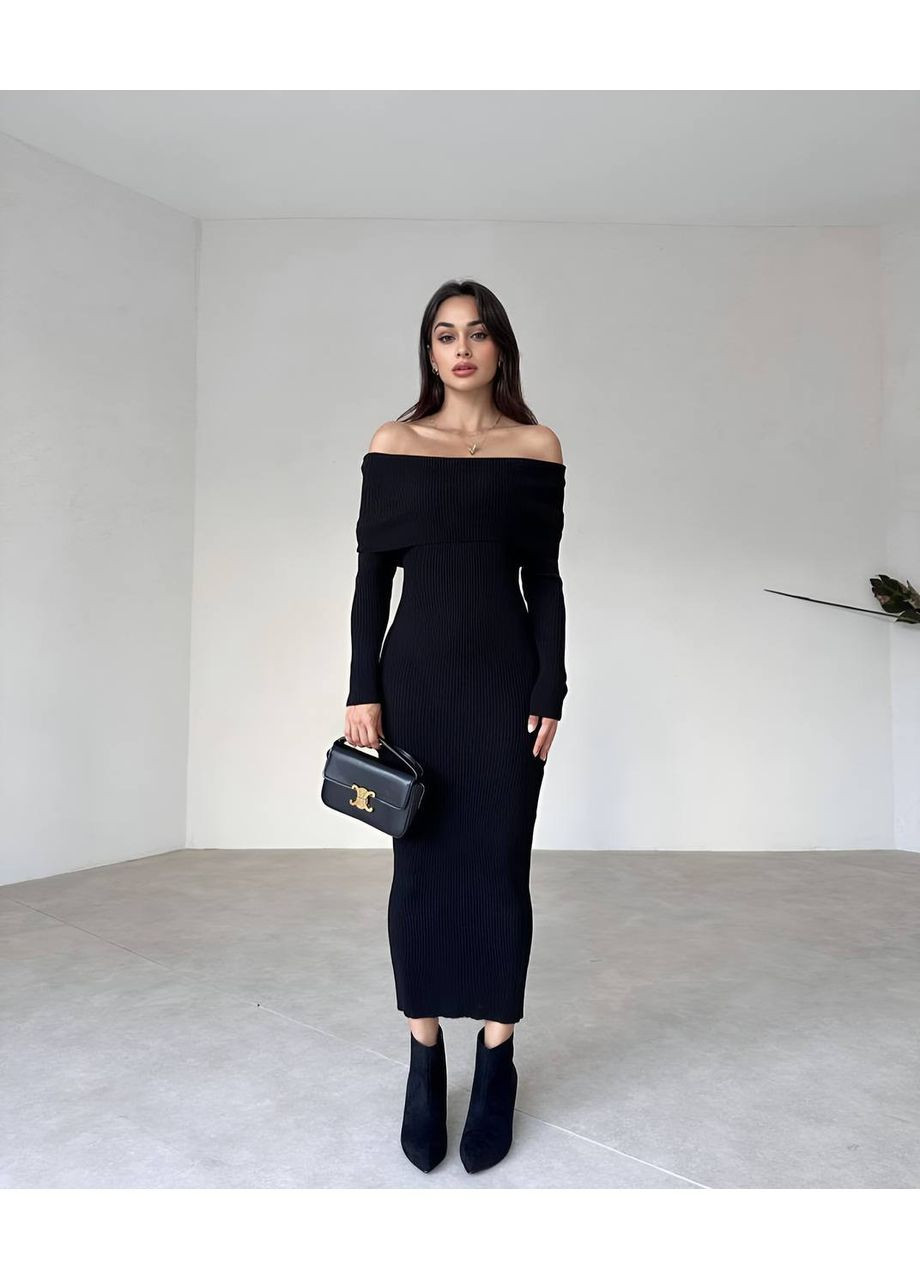 Чорна повсякденний сукня жіноча з відкритими плечима Гермес однотонна