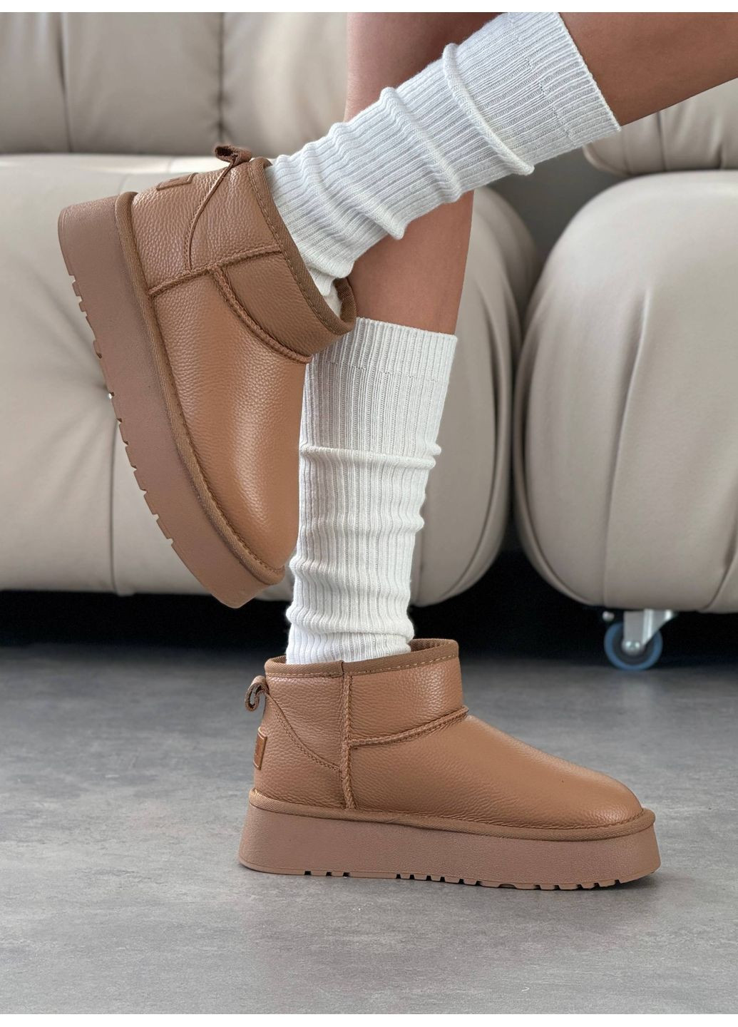 Угги женские кожаные на платформе короткие рыжие (2164) No Brand (361930418)