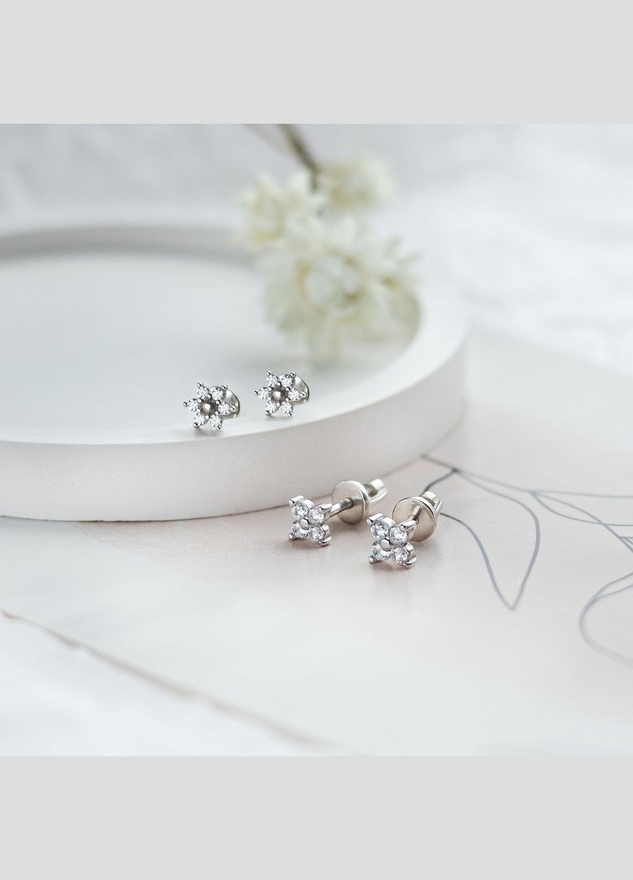Срібні сережки пусети Квітки з маленькими білими фіанітами Каштан (342335101)