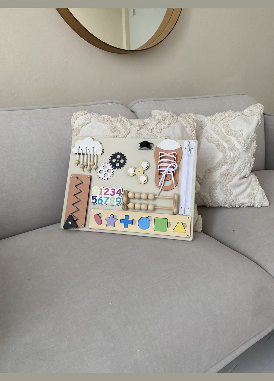 Бизиборд в нейтральных пастельных цветах, развивающая деревянная игрушка 30х40 см. No Brand (348357611)