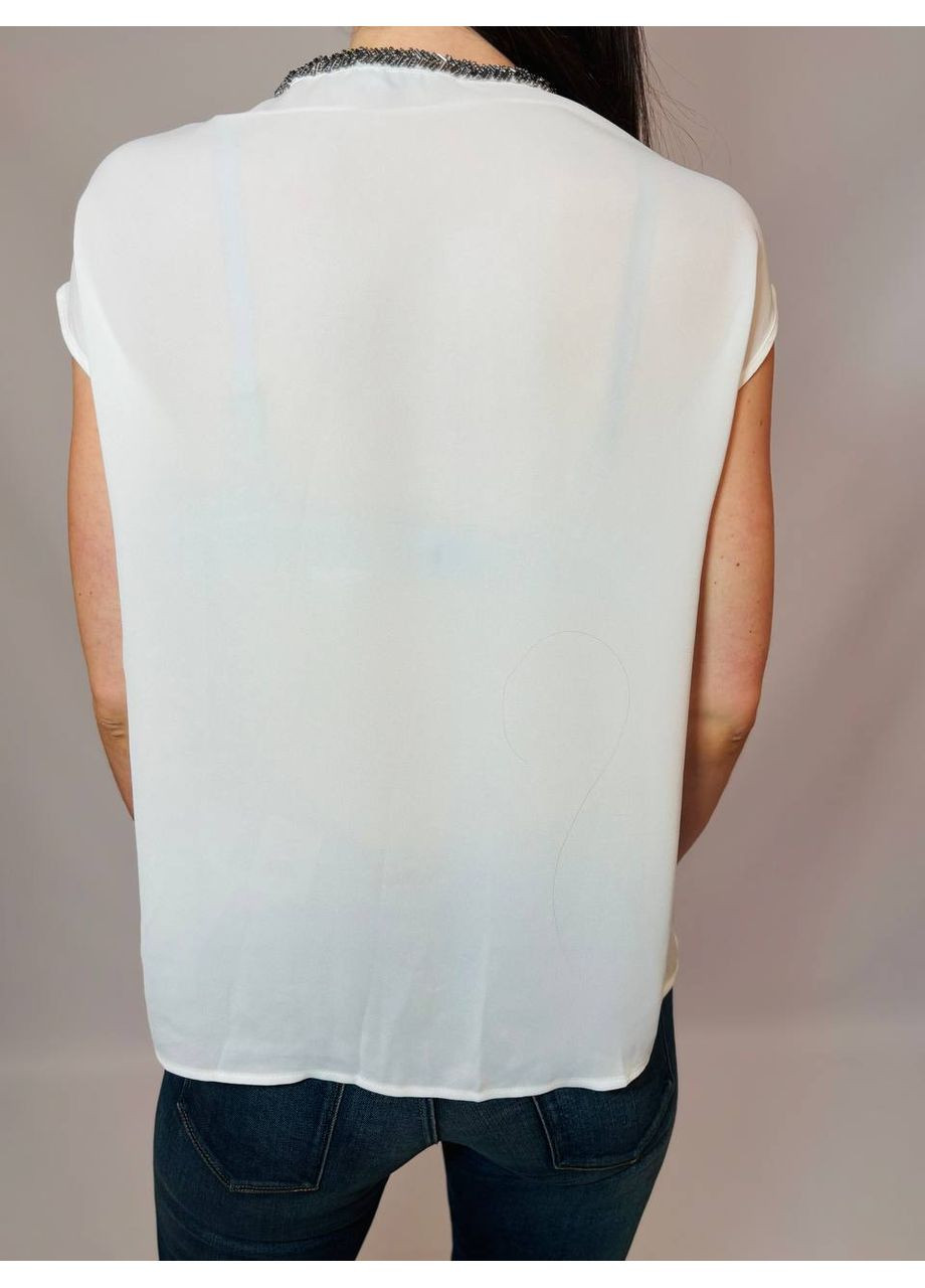 Белая блузка Comma