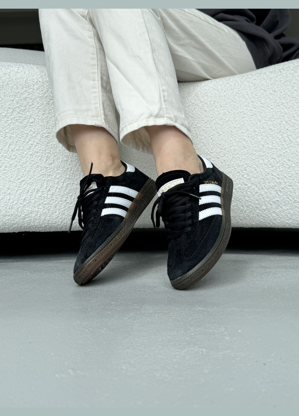 Черные демисезонные кроссовки мужские и женские adidas spezial handball black | адидас специал черные No Brand