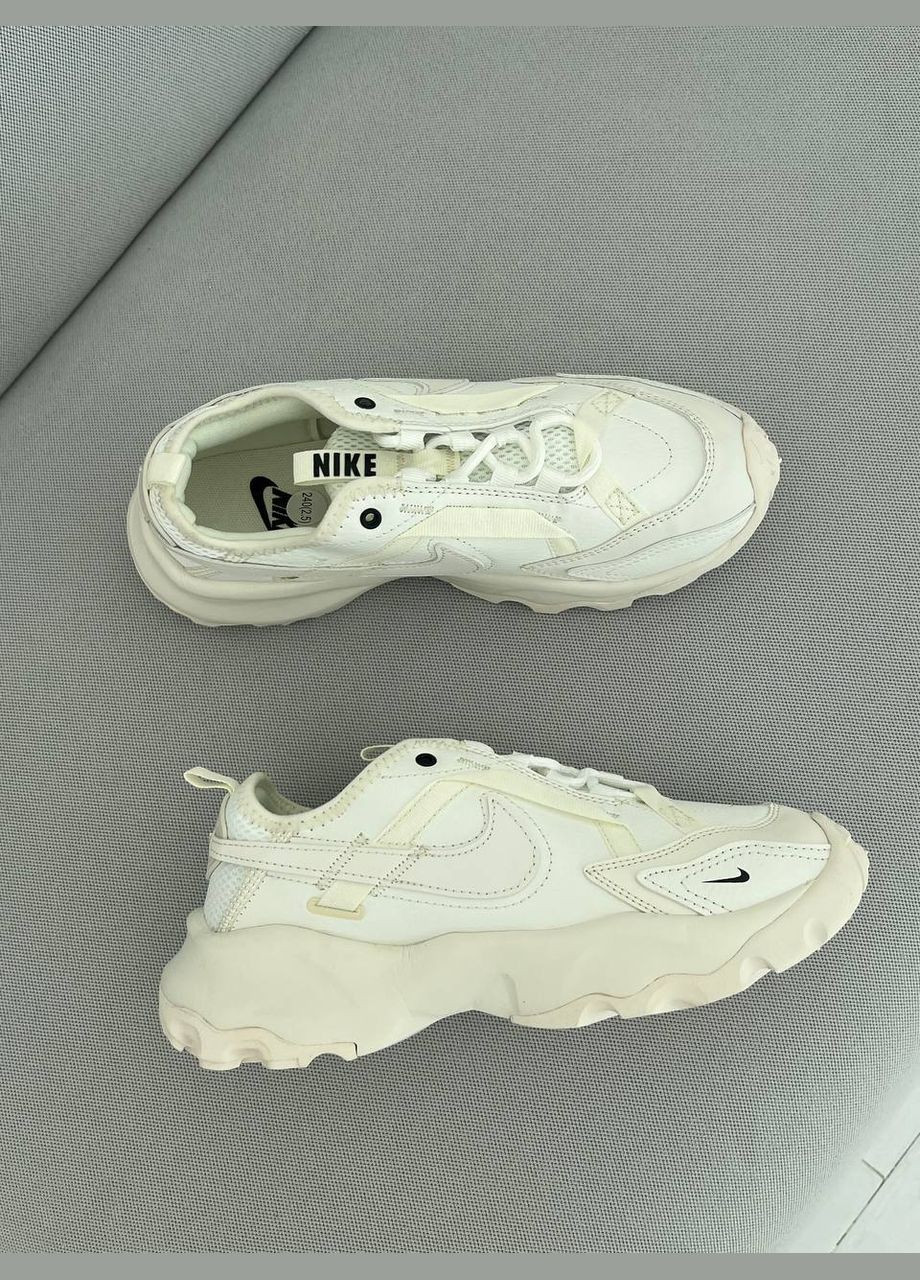 Білі всесезонні кросівки Vakko Nike Tc 7900