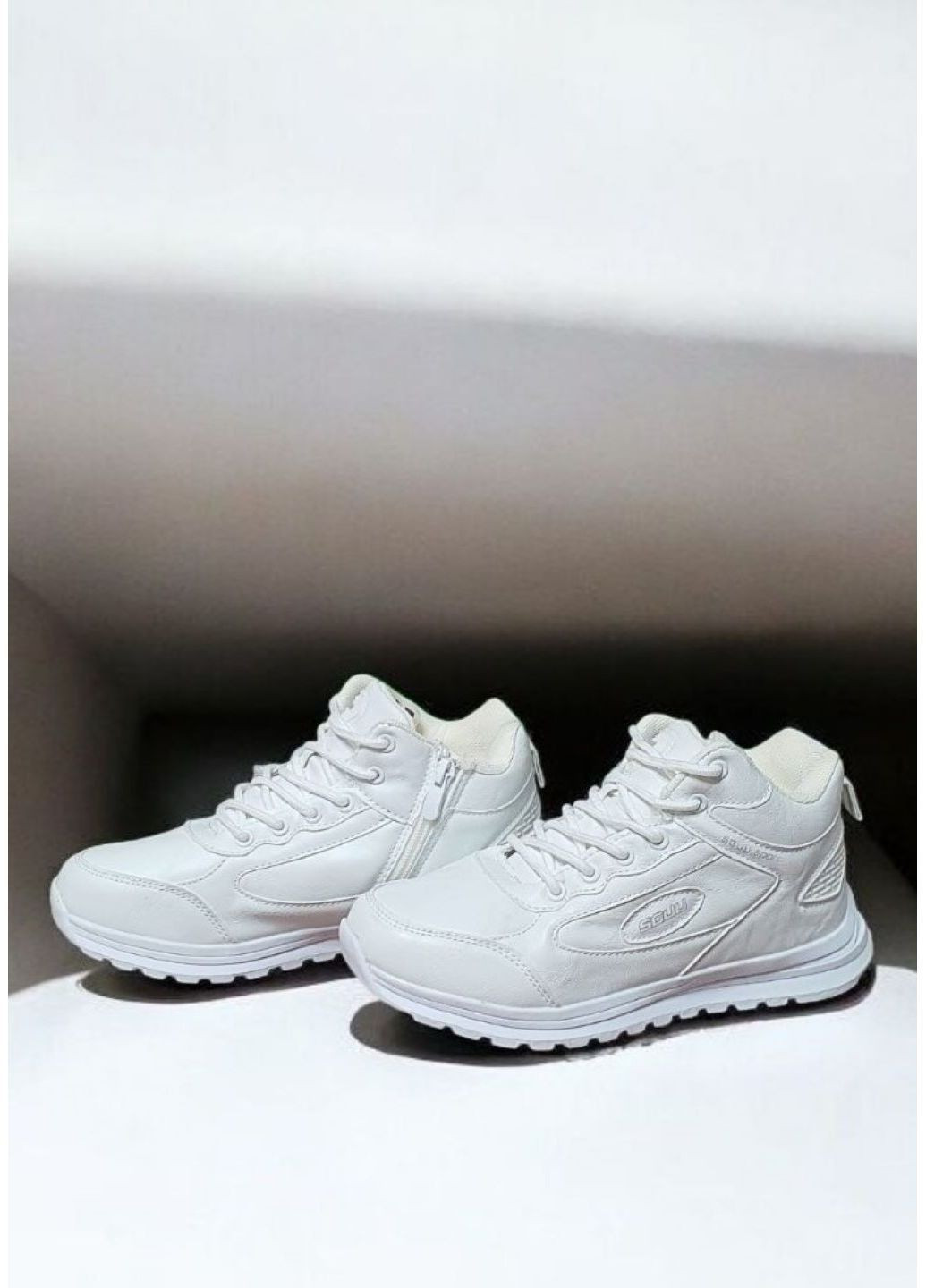 Белые кроссовки зимние No Brand