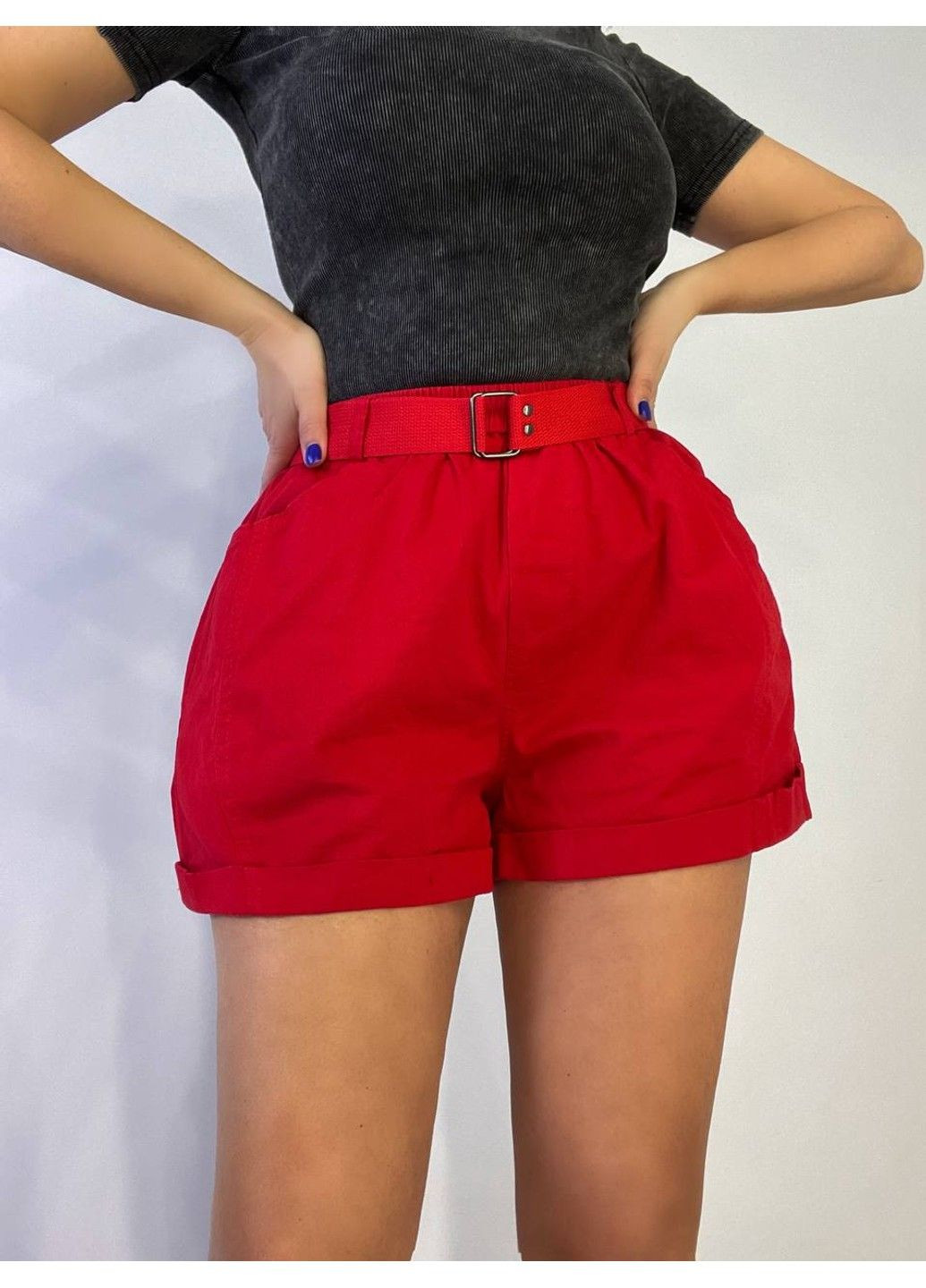 Шорти жіночі A-N 5701 мом на резинке з ременем короткі червоні No Brand (329999639)