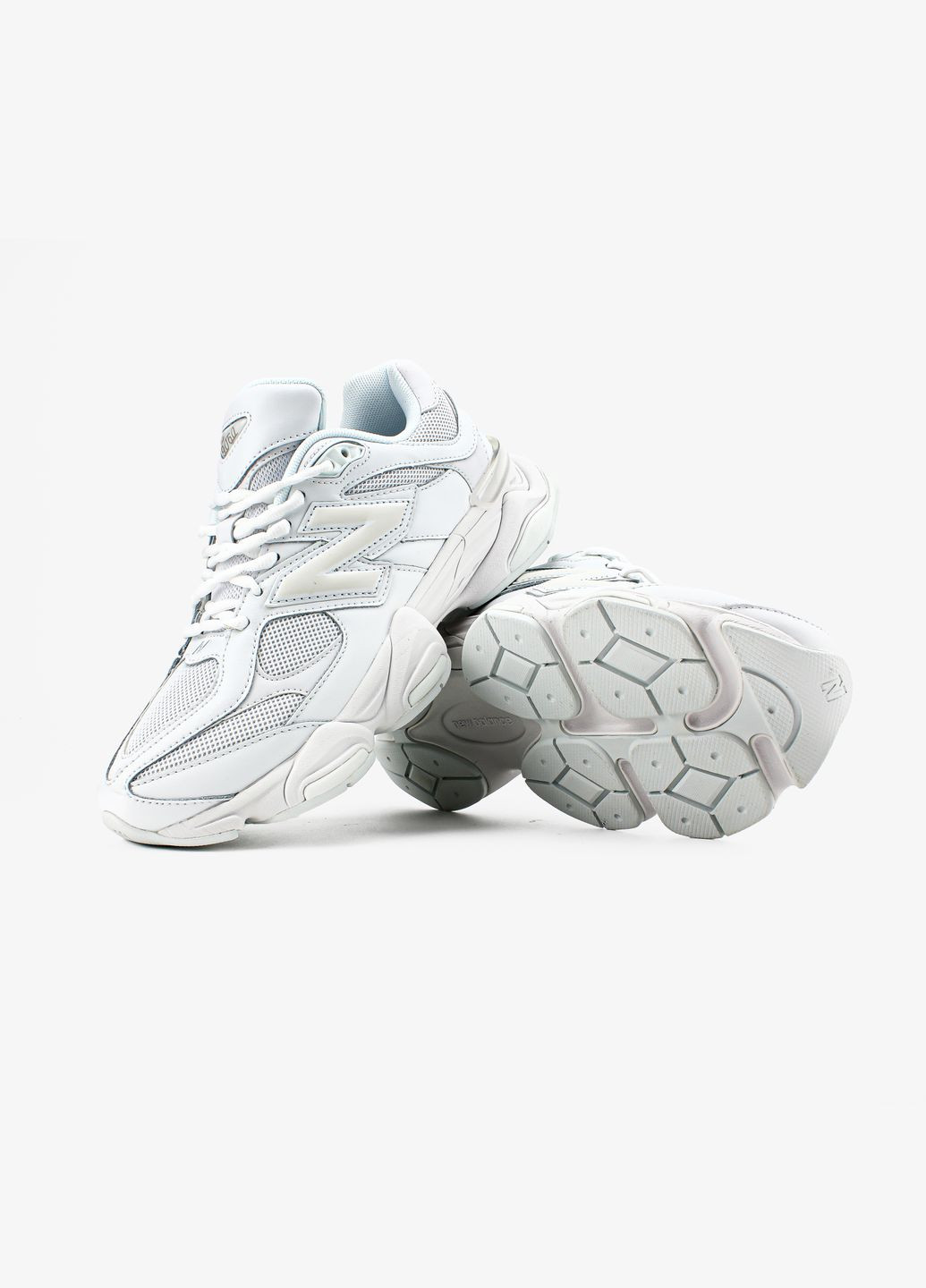 Кроссовки женские и мужские New Balance 9060 Triple White| Нью Беланс 9060 белые No Brand белые всесезоны (313653565)