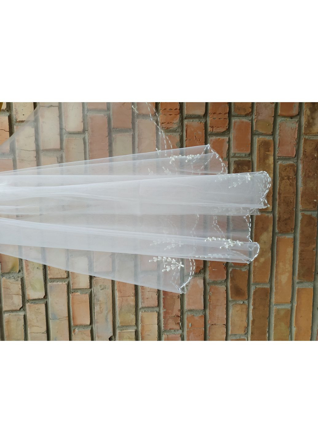 Фата с ручной вышивкой бисером по краю 2526 белая, айвори. No Brand (369162655)