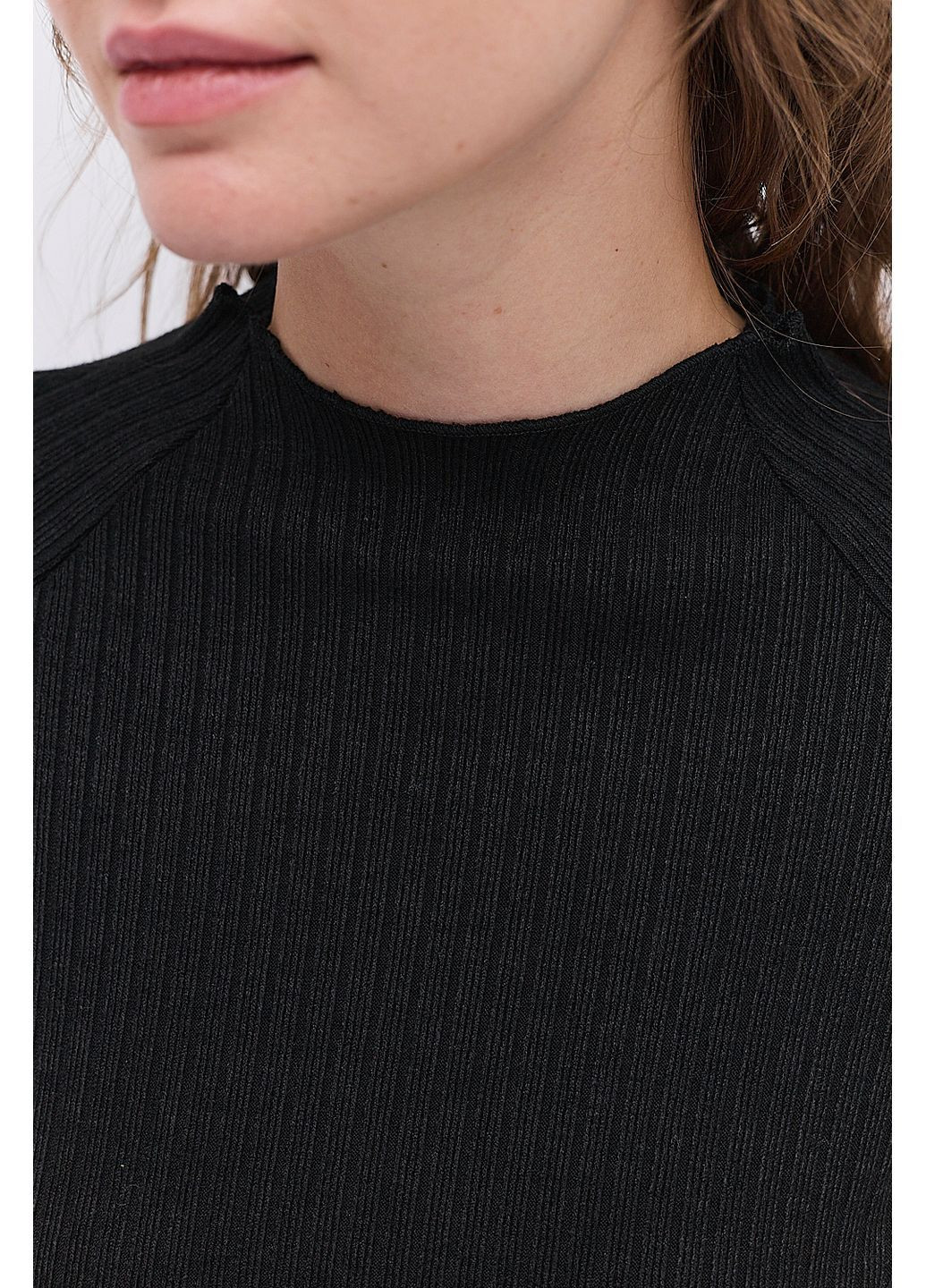 Женский трикотажный лонгслив в черный рубчик с асимметричным низом Arjen (364967537)