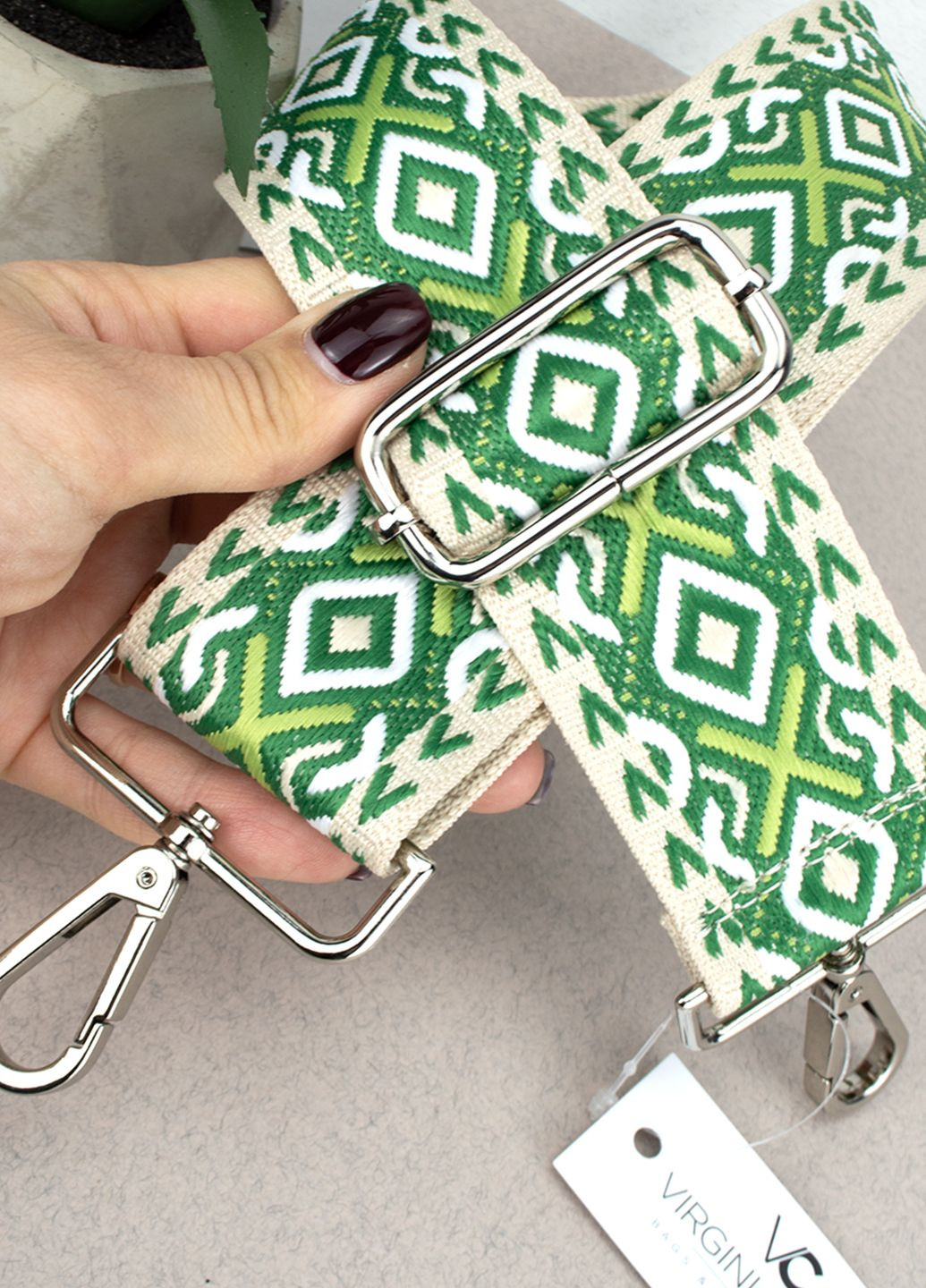 Ремінь для сумки текстильний 50 мм R_ornament_silver з карабінами зелений Virginia Conti (282395250)