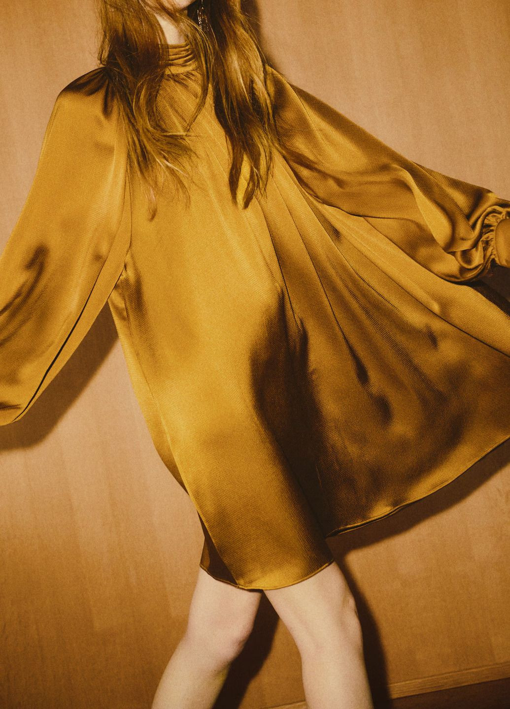 Гірчична сукня H&M однотонна