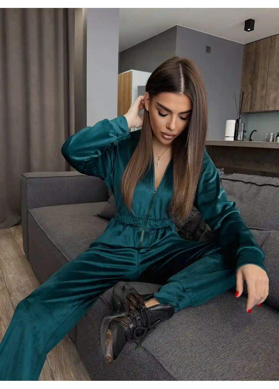 Велюровий комбінезон жіночий No Brand зелений