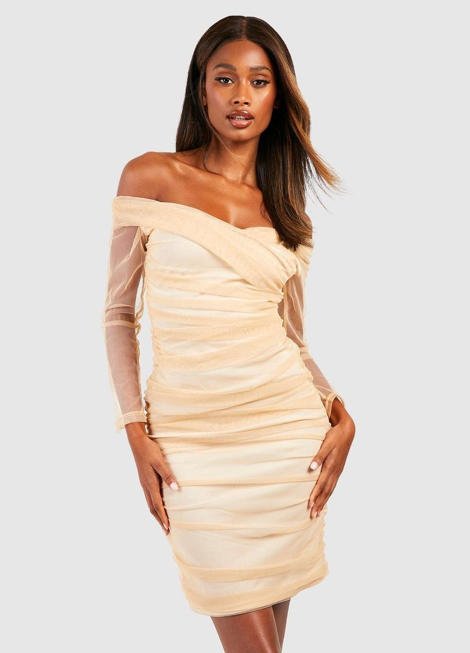 Бежева сукня Boohoo