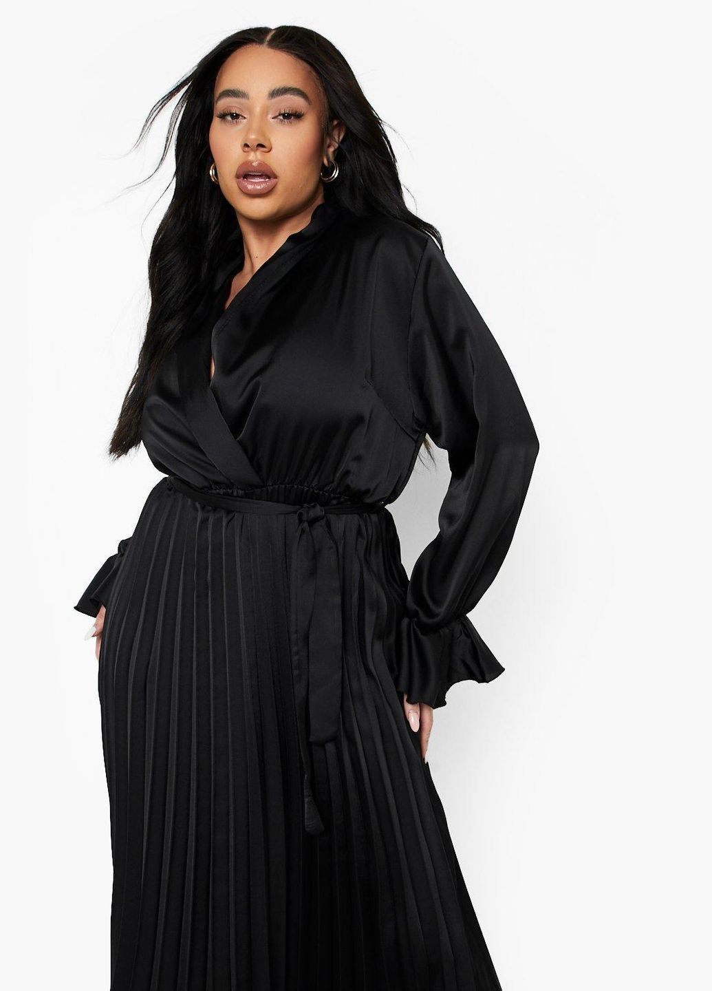 Черное платье Boohoo