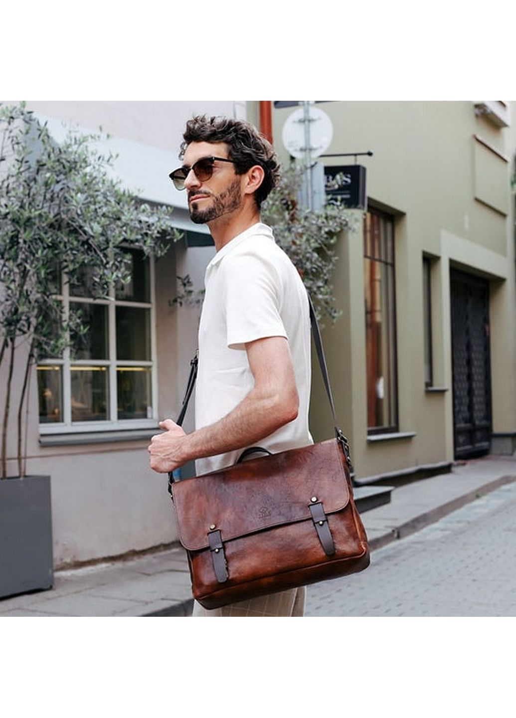 Чоловіча шкіряна сумка через плече 28х36х10 см Time Resistance (315874288)