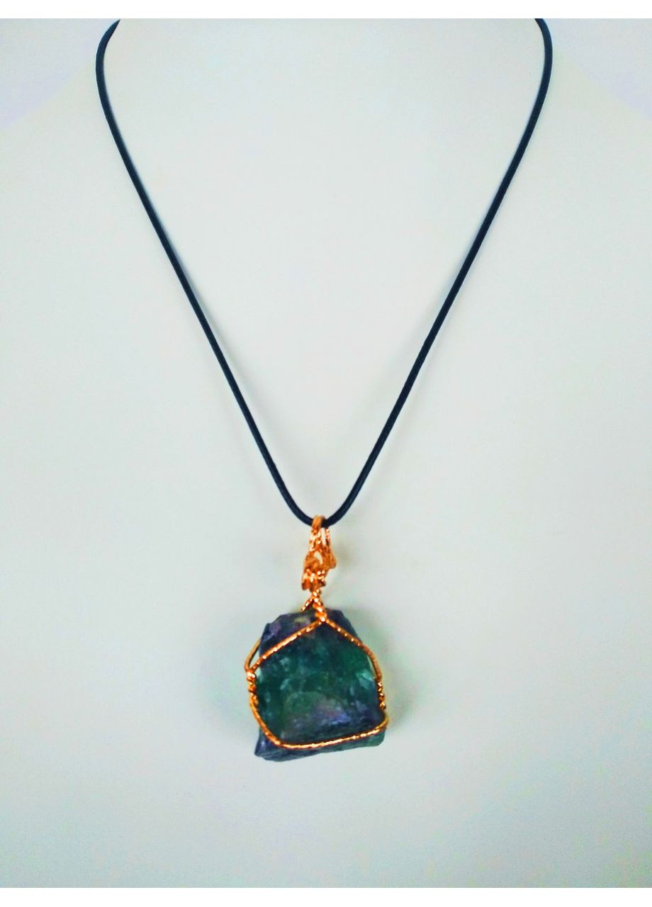 Кулон с камнем флюорит на шнурке Aga (370792109)