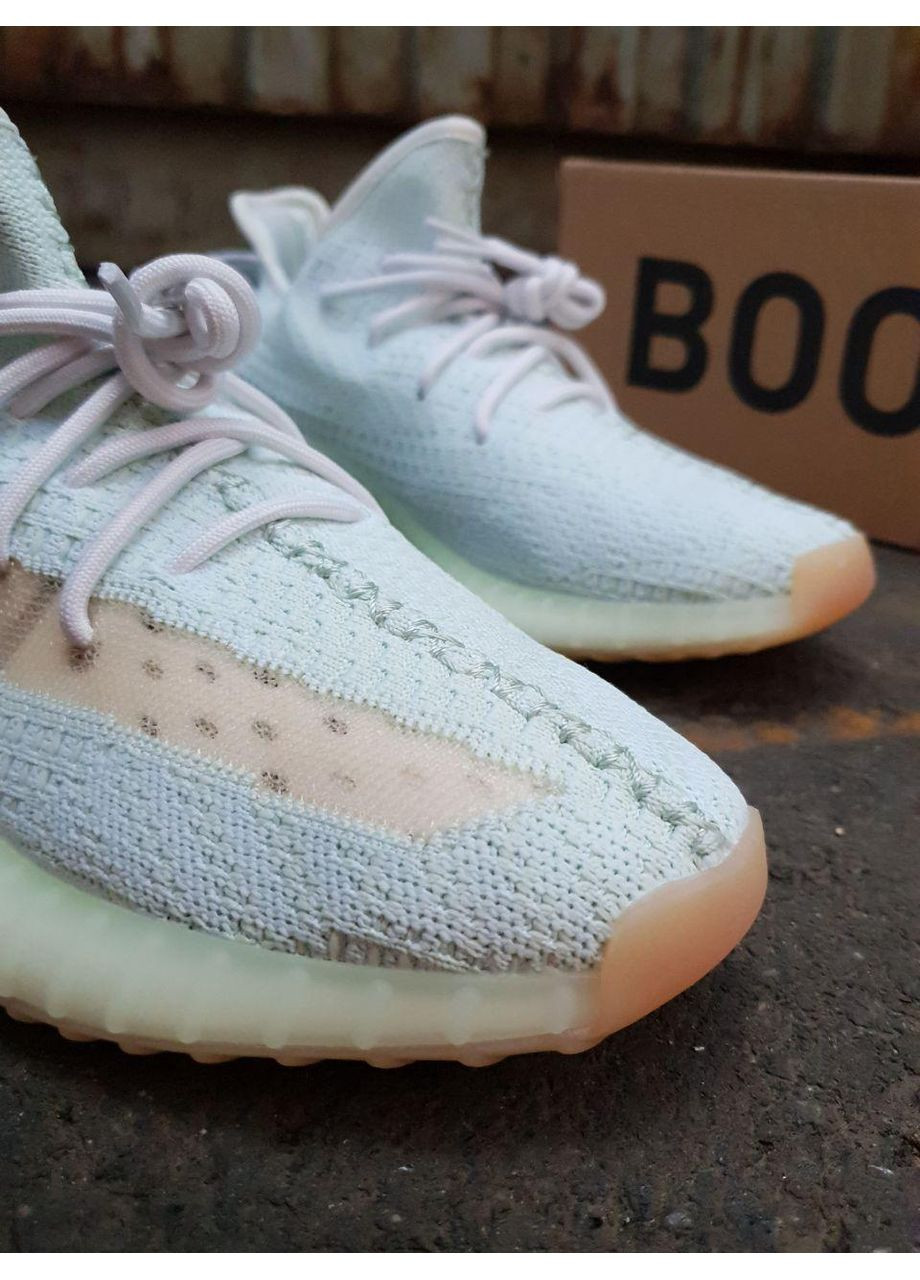 Салатовые демисезонные кроссовки мужские adidas yeezy boost 350 v2 hyper space v2 адидас изи буст No Brand