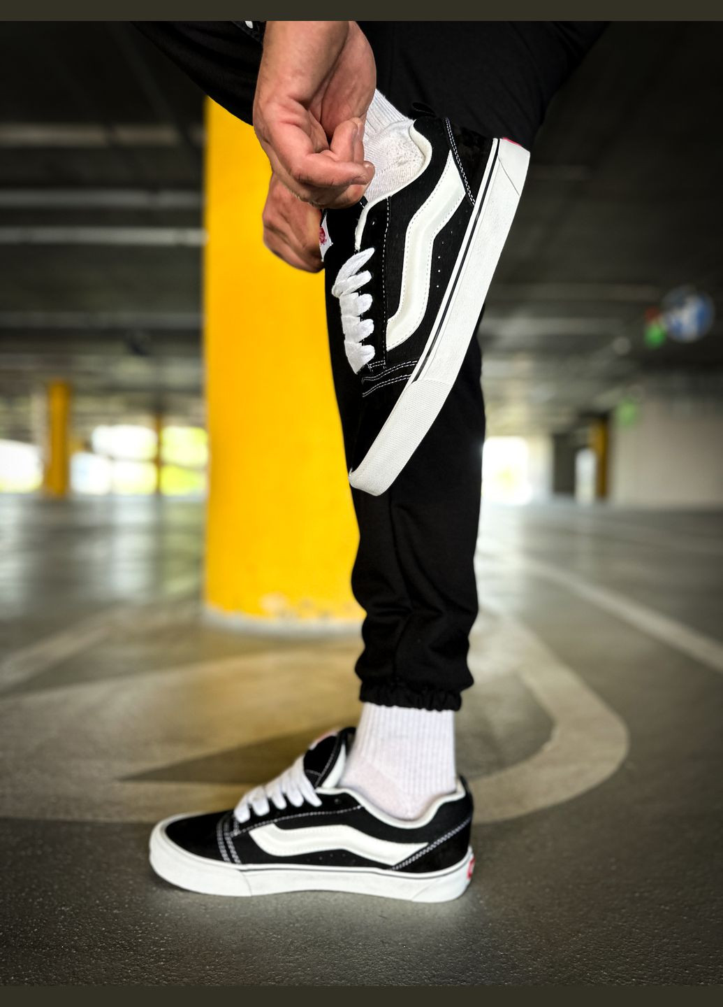 Чорно-білі всесезон кросівки чоловічі і жіночі vans knu skool black white | ванс кну скул чорно-білі No Brand