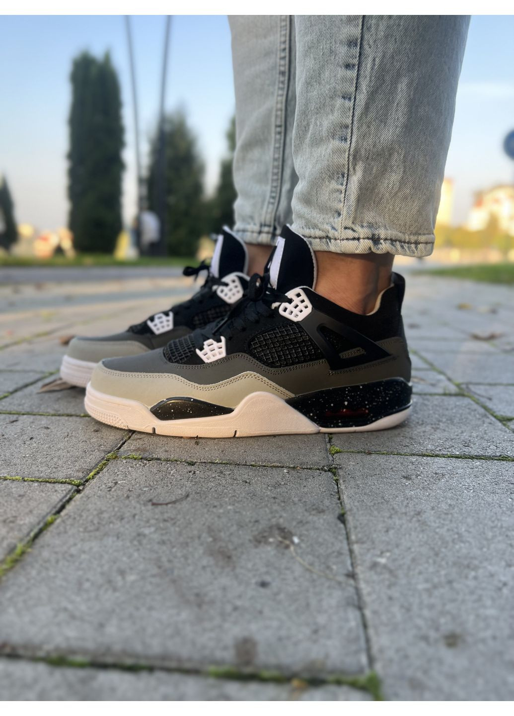Комбіновані Осінні кросівки чоловічі nike air jordan 4 stelth найк аір джордан No Brand