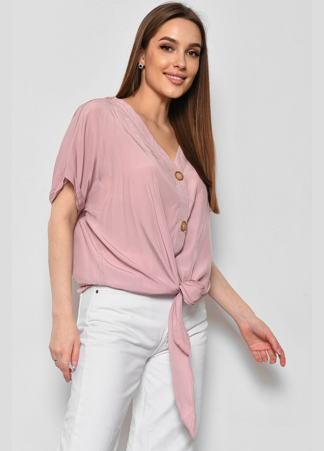 Пудрова демісезонна блуза жіноча напівбатальна з коротким рукавом пудрового кольору з баскою Let's Shop