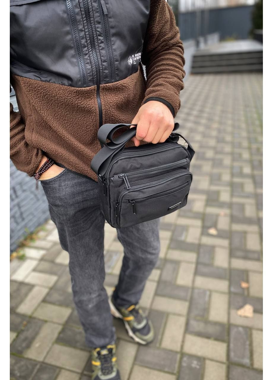 Чорна чоловіча сумка через плече компактна невелика багато відділень Street small No Brand (371274704)