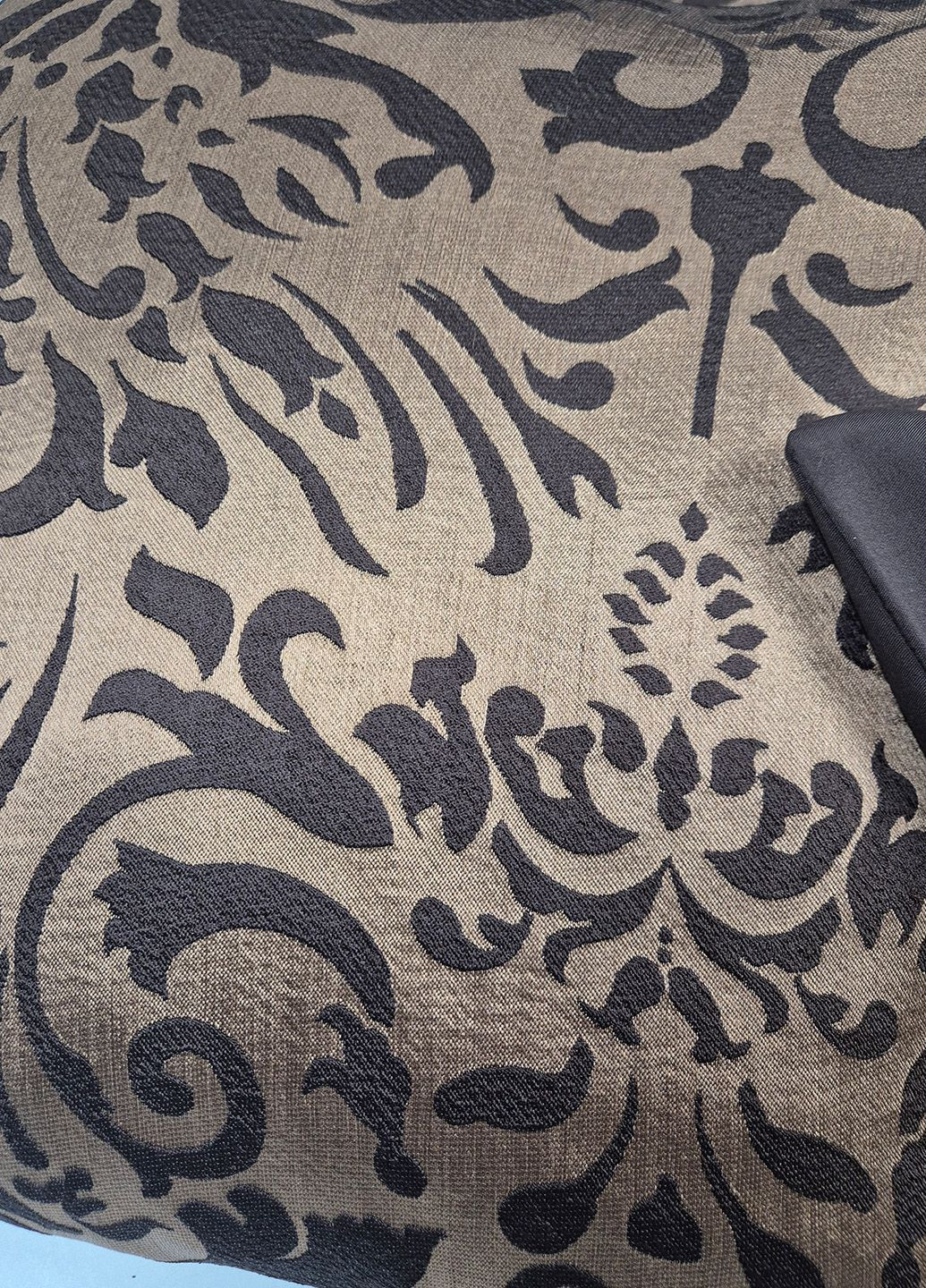 Комплект декоративных подушек 2шт 45х45см, 1шт 37х37см, коричневый с молочным и золотистым (п_0789) Firanka Damask (331770700)