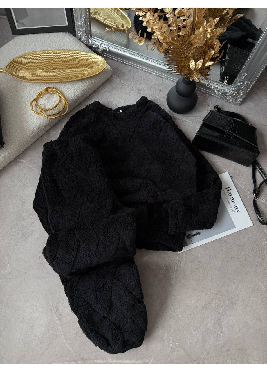 Чорна зимня жіноча махрова піжама кофта + брюки KaraMix