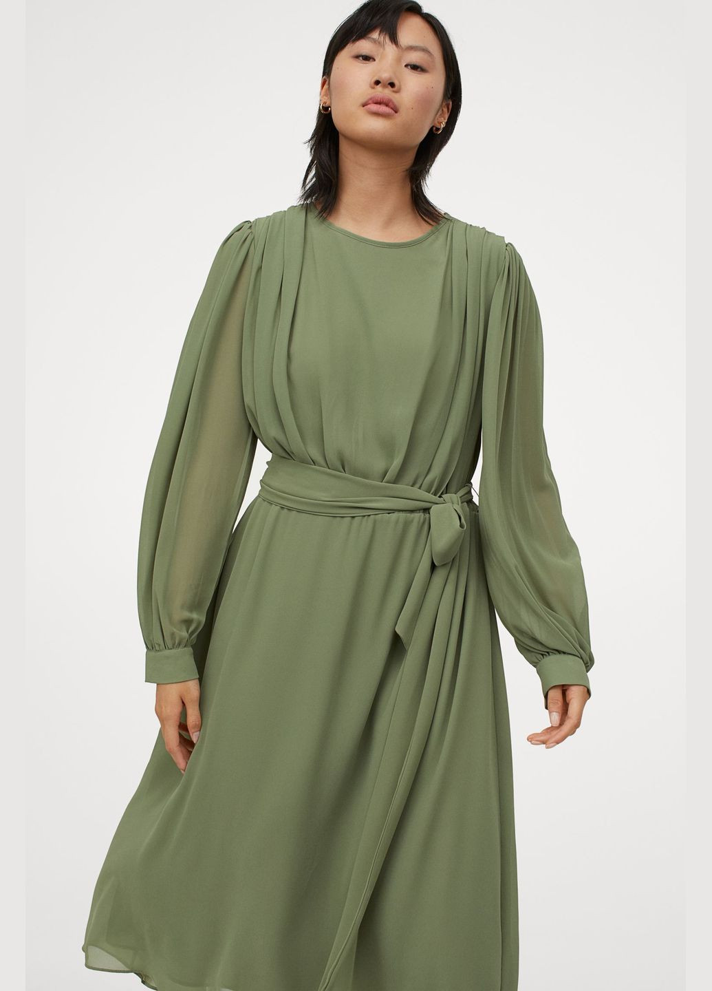 Зеленое платье H&M однотонное