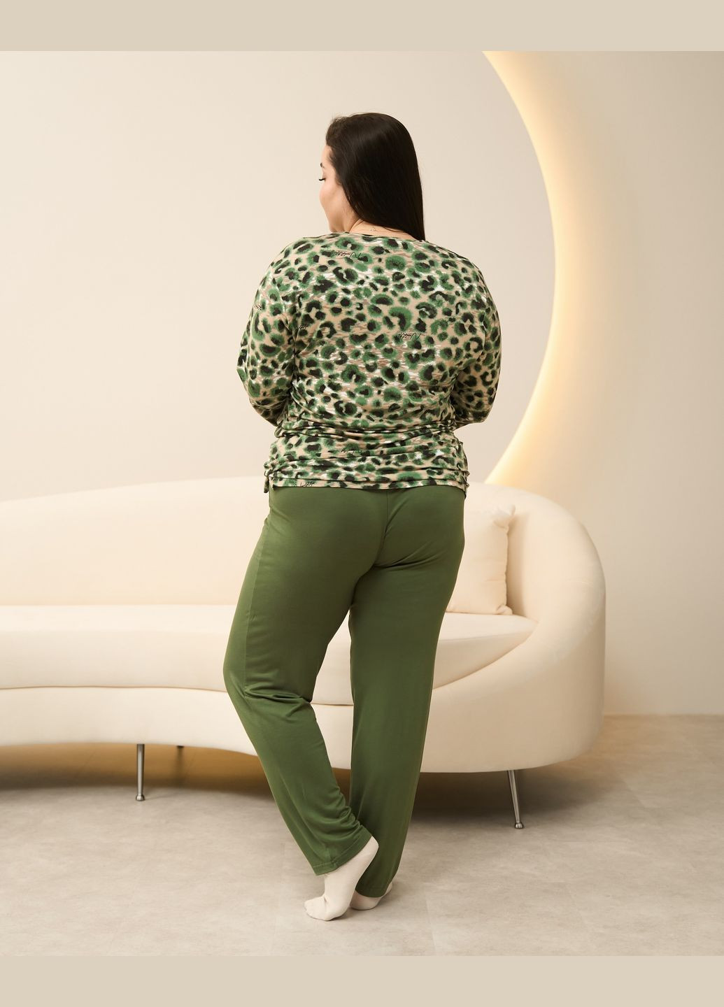 Оливкова (хакі) жіночий комплект штани та кофта рукав 3/4 Nicoletta