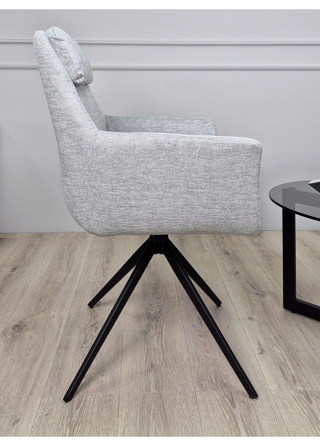 Стілець з обертом 180° Adrian чорний каркас / Світло-сіра тканина Intarsio (372178465)