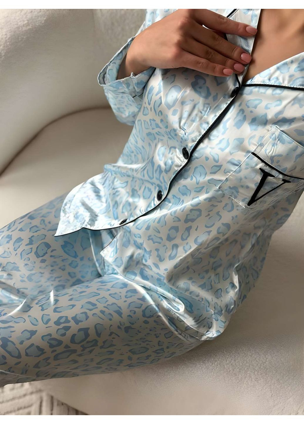 Голубая женская шелковая голубая леопардовая пижама брючная рубашка на пуговицах и брюки No Brand