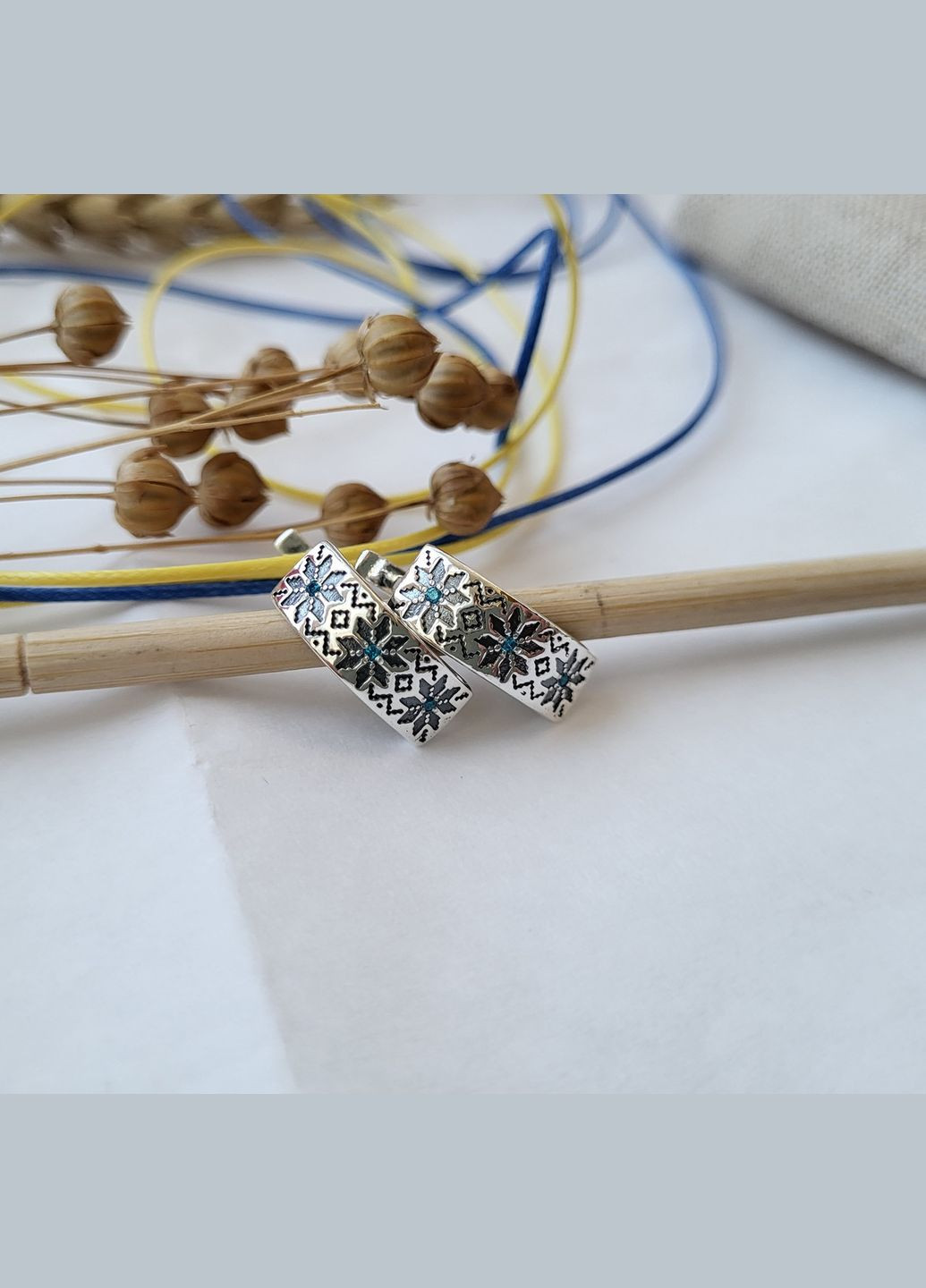 Срібні сережки Вишиванка із Блакитним камінням чорнене срібло 925 проби 5016ч 3.80г No Brand (306743430)