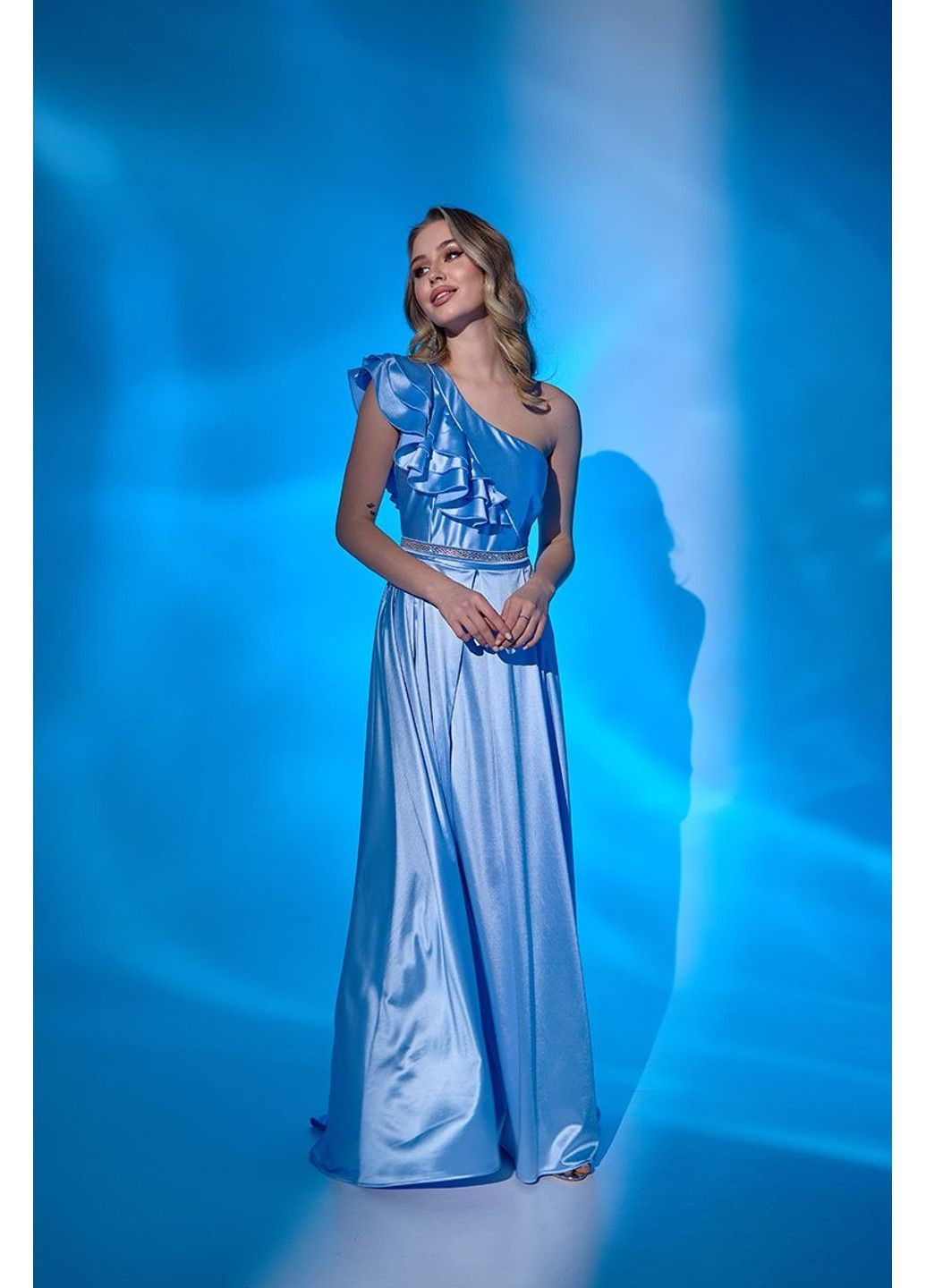 Голубое вечернее платье асимметрия макси 25004 голубой Tanita-Romario