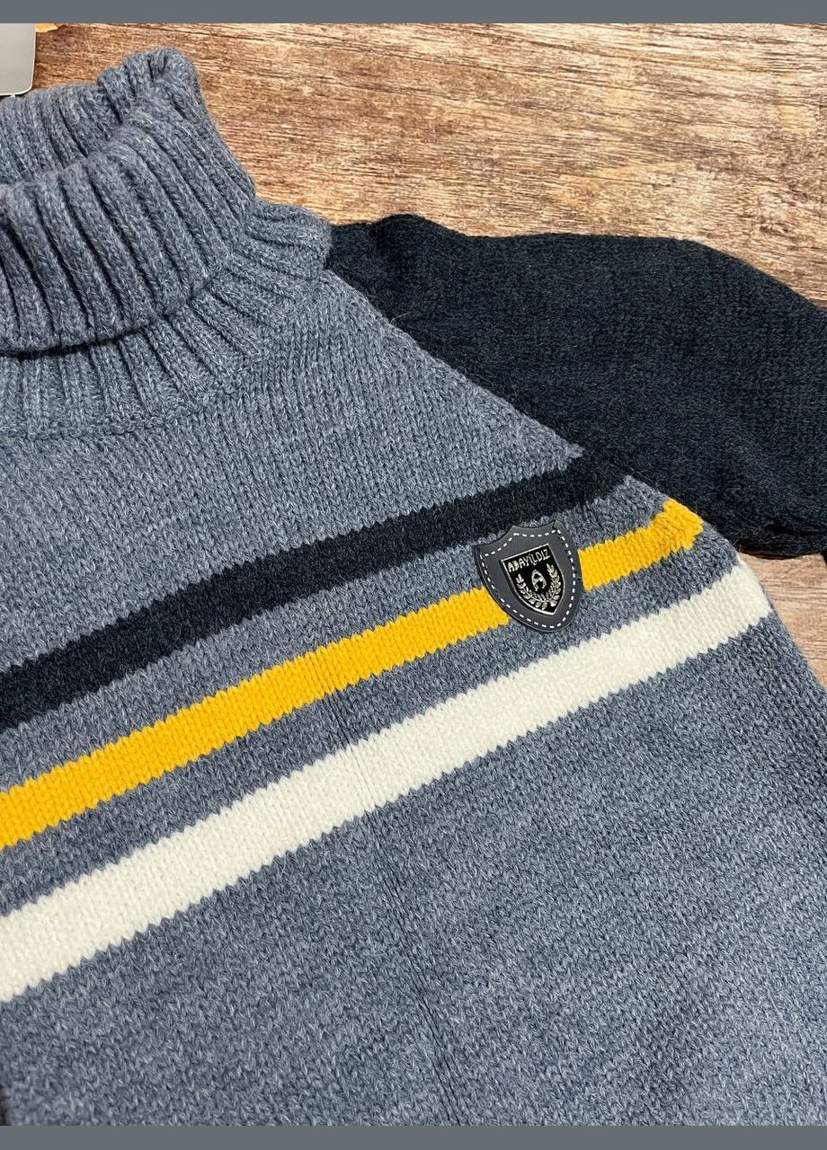 Голубой зимний свитер ADA