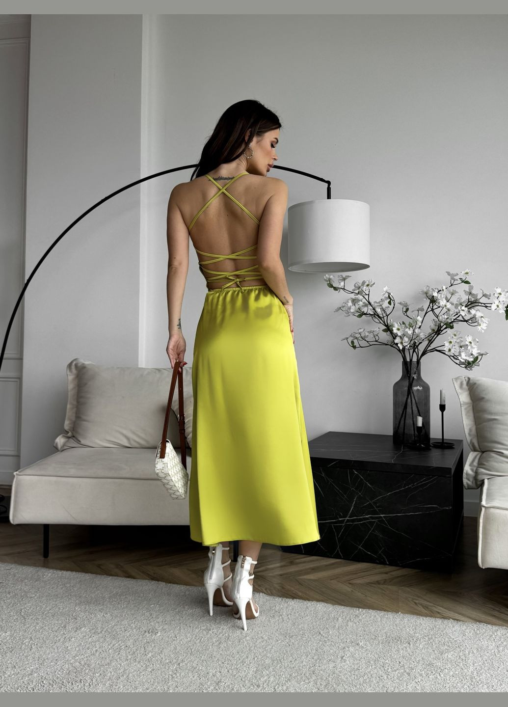 Лайм вечернее платье Larionoff однотонное