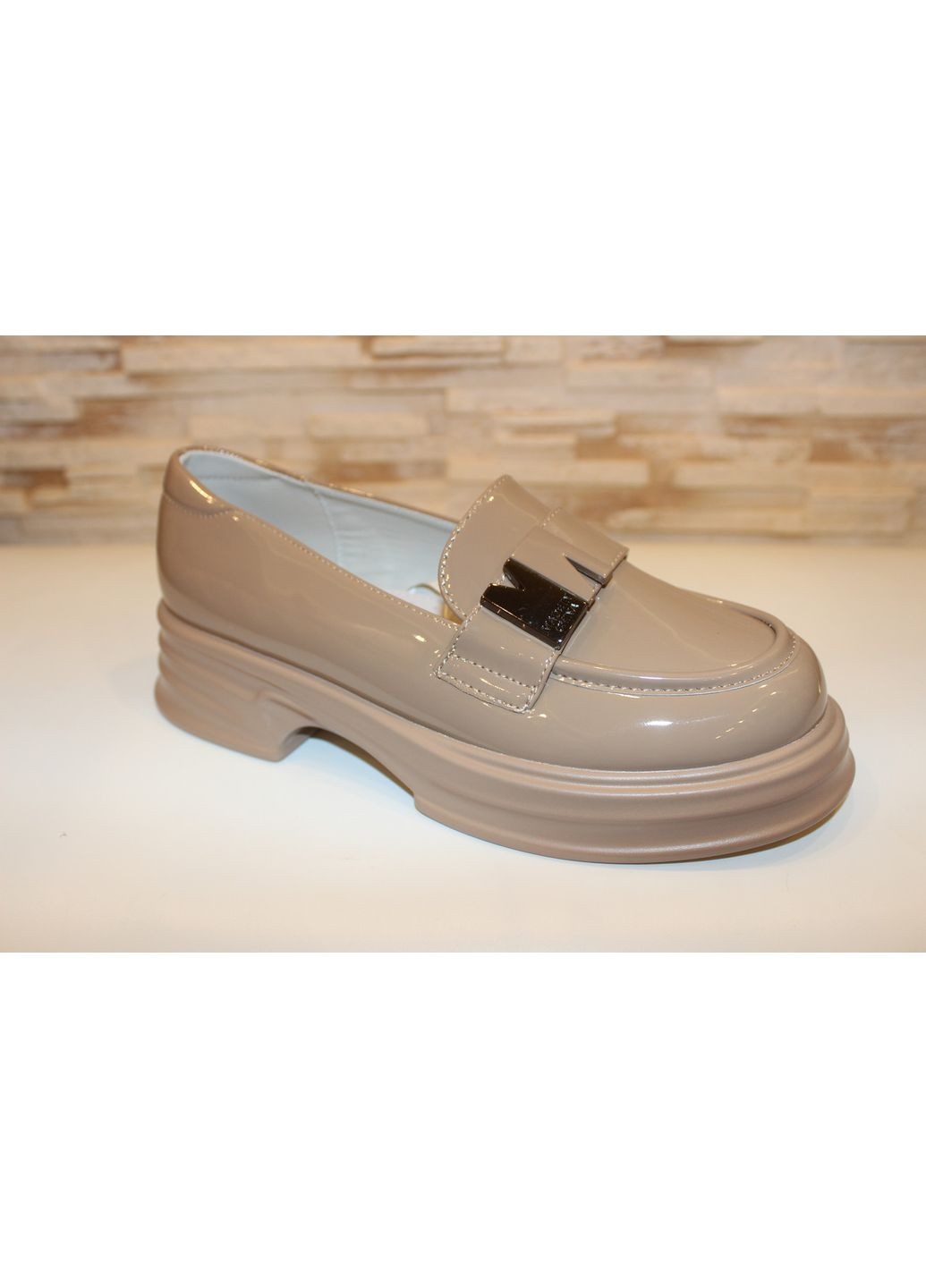No Brand Туфлі жіночі бежеві демісезонні лофери бежевий з штучна шкіра, — демісезон (353305865)