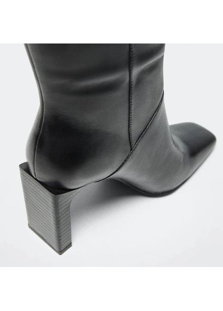 Осенние сапоги женские Mango