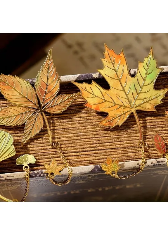 Закладка для книг металева «Autumn Leaves» кленовий лист помаранчева No Brand (404813877)