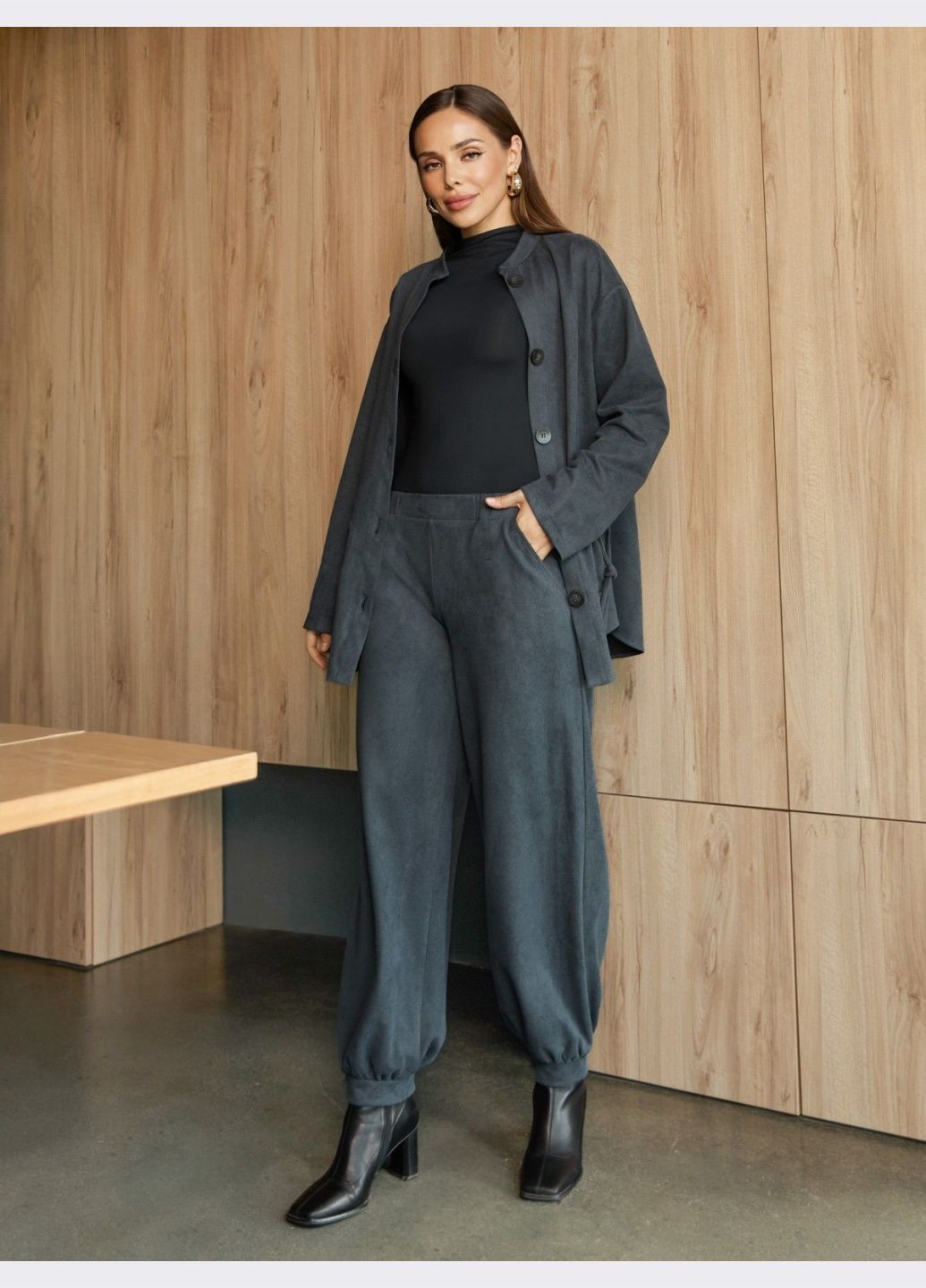 брючный костюм с жакетом серый Dressa (365798885)
