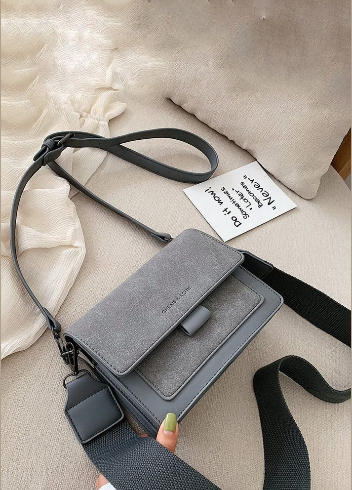 Жіноча сумка крос-боді сіра No Brand (292631119)