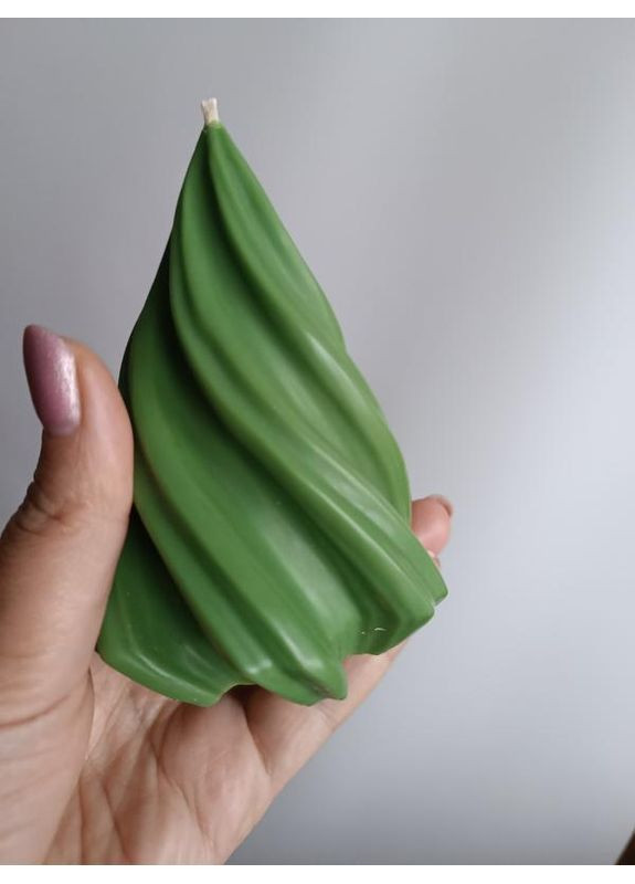 Декоративная ароматическая свеча елка витая, оливковый воск, 185 г Hand Made (368828606)