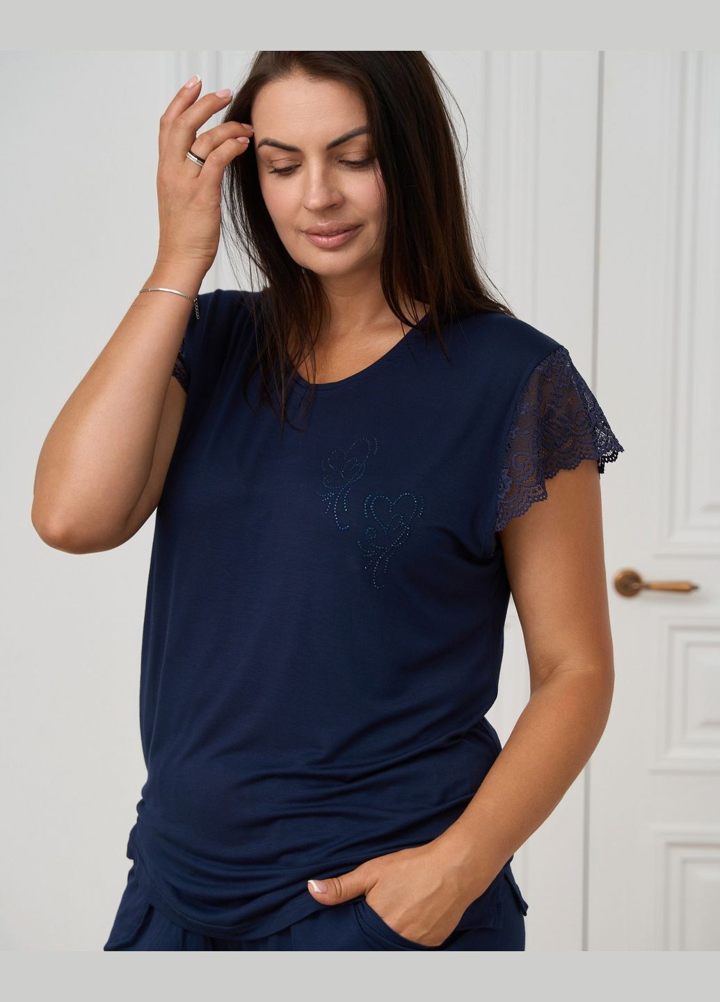 Темно-синя всесезон піжама жіноча футболка з шортами однотонна віскоза батал розмір 2xl, 3xl, 4xl, 5xl футболка + шорти Nicoletta Піжама